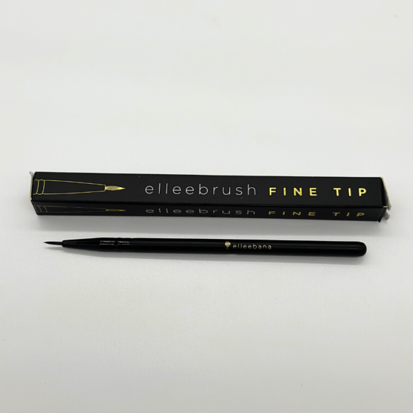 ElleeBRUSH - Flat