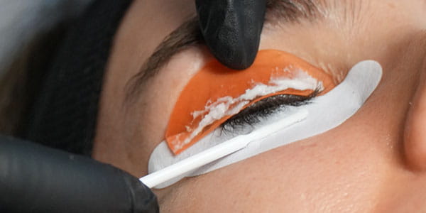 Is Korean Lash Lift Better Than Extensions for Straight Lashes?